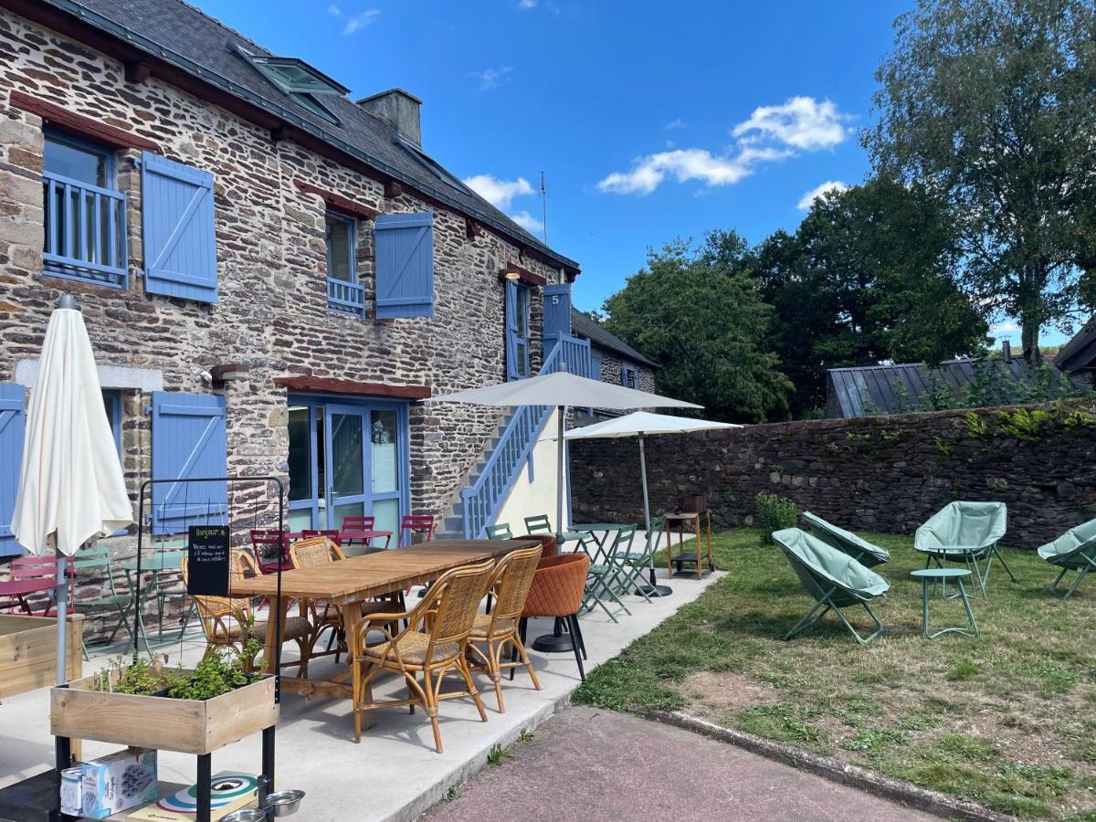 Auberge Val Sans Retour Trehorenteuc Esterno foto